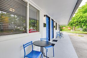 Centrally Located Hallandale Beach Condo