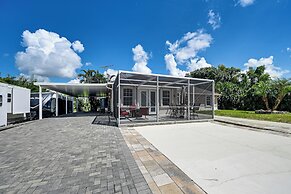 Fire Table & Home Gym: Secluded Naples Home