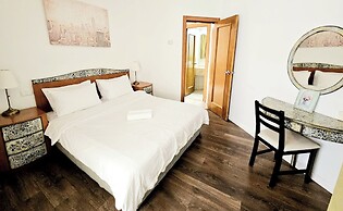 1202 GO to Leonardo Bat Yam