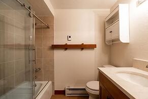 3-Bedroom Meadow Creek Townhom 3 Townhouse