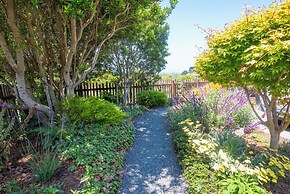 Sea Pebble Sea Ranch Retreat!