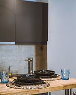 Athens Center Modern Suite