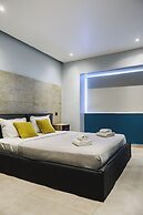 Athens Center Modern Suite