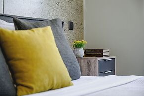 Athens Center Modern Suite