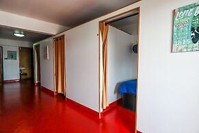 The Cabin Backpackers Hostel & Bar