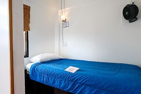 The Cabin Backpackers Hostel & Bar