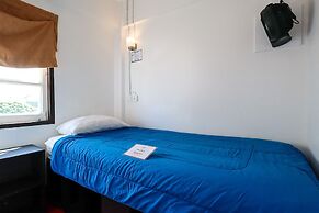 The Cabin Backpackers Hostel & Bar