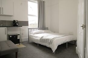 Cosy & Modern 1 Bed Studio