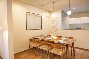 It' ta de ChouChou - Self Check-In Only