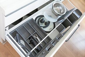 It' ta de ChouChou - Self Check-In Only