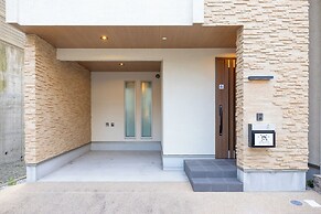 It' ta de ChouChou - Self Check-In Only