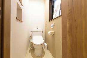 It' ta de ChouChou - Self Check-In Only