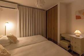 It' ta de ChouChou - Self Check-In Only