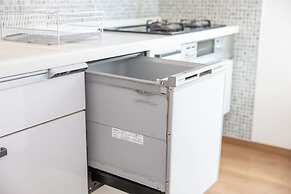 It' ta de ChouChou - Self Check-In Only