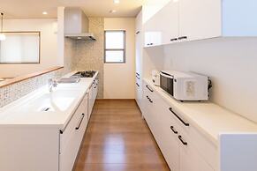 It' ta de ChouChou - Self Check-In Only