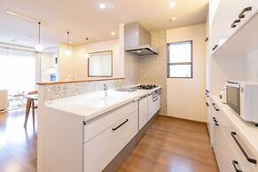 It' ta de ChouChou - Self Check-In Only