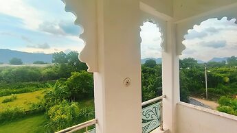 Hotel mountain palace Udaipur