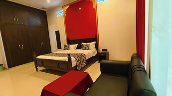 Hotel mountain palace Udaipur