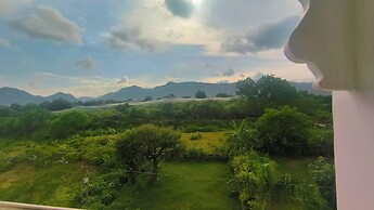Hotel mountain palace Udaipur
