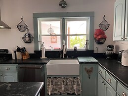 Hudson House Bed and Breakfast