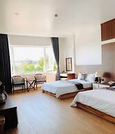 Joy Hotel