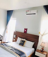 Joy Hotel
