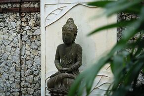 Puri Kedaton Batujimbar Sanur