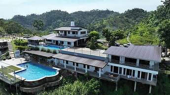 Serenity Farm and Resort by Hiverooms