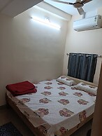 Goroomgo Grand Inn lodge Puri