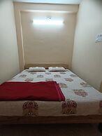 Goroomgo Grand Inn lodge Puri