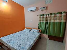 Goroomgo Grand Inn lodge Puri