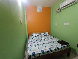 Goroomgo Grand Inn lodge Puri