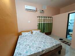 Goroomgo Grand Inn lodge Puri