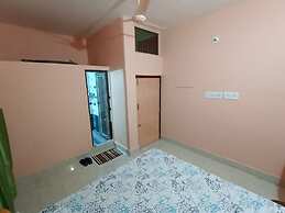 Goroomgo Grand Inn lodge Puri