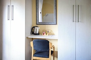 Motherland Guest House