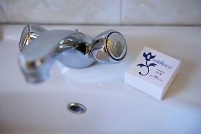 Motherland Guest House