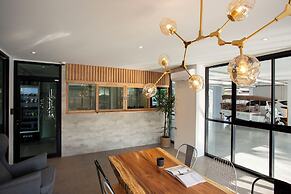 Parrish Serviced Apartment