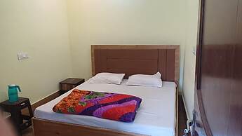 Goroomgo Himalayan View ukhimath