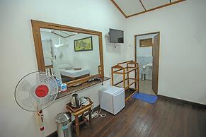 Ella Rawana Den Hotel