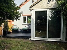 Coventry Cozy Cottage