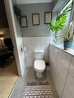 Coventry Cozy Cottage