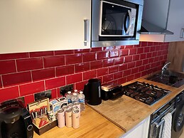 Coventry Cozy Cottage