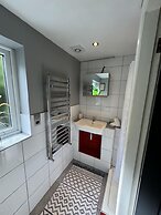 Coventry Cozy Cottage