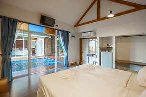 IP Plus Pool Villa Pattaya