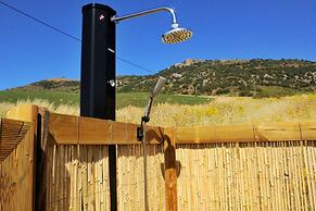Nature Lovers Escape on an Eco-friendly Vineyard