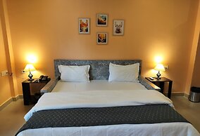 Ganeshwaram Hotel & Restaurant Bhowali