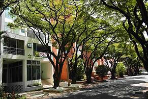 IVY Laureles 2BD Apartments