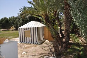 Bivouac Sous les palmiers bleus