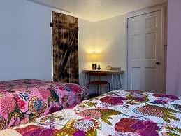 Jaune Hôtel Boutique