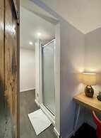 Jaune Hôtel Boutique